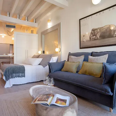 Genteel San Francisco Apartment Seville