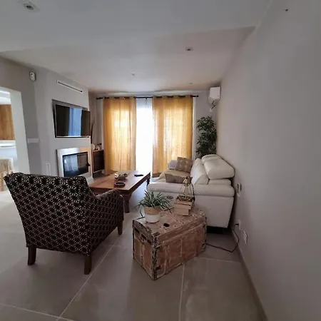 Casa Familiar En Apartment