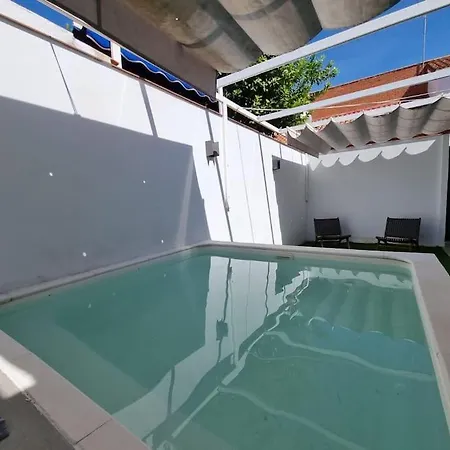 Casa Familiar En * Seville