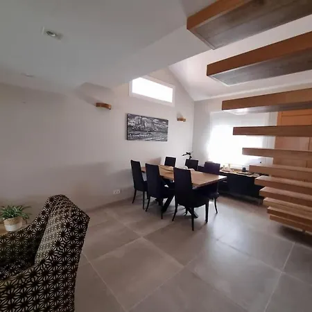 Apartment Casa Familiar En Seville