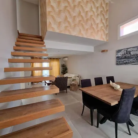 Casa Familiar En Apartment Seville