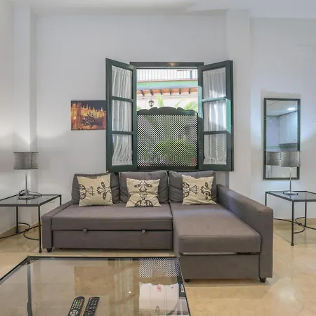 Patio De La Cartuja - 4 Pax Apartment Seville