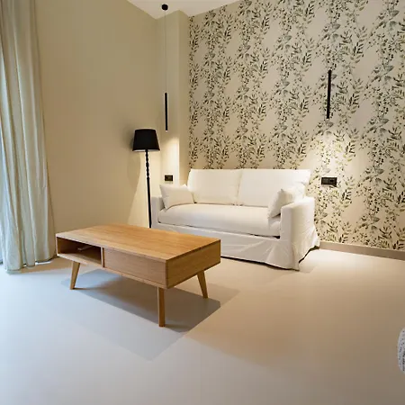 The Clover Guest house Seville