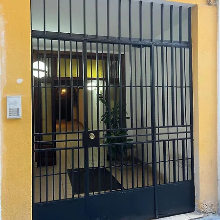 Apartment Rubens Atico - Center
