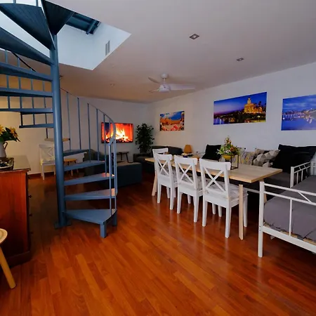 Apartment Rubens Atico - Center