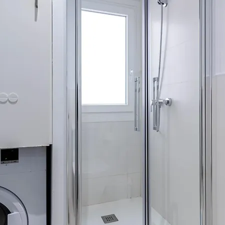 Apartment Sepulveda, Moderno Apartamento By Outin Seville