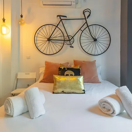 Apartment Dos De Mayo Loft By Valcambre Seville