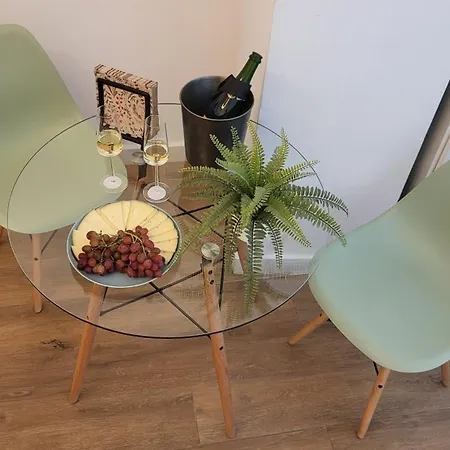 Rentalsevilla Cardenal Cervantes Apartment *