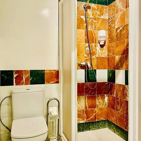 Entrecatedrales Apartment *