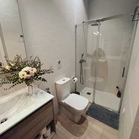 Estudio Moderno Con Opcion De Garaje Apartment