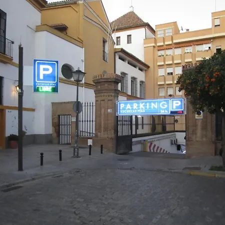 Luxury Penuelas Free Parking