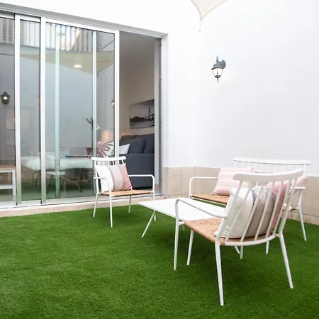 Tentudia Charming With Private Roof-top Or Patio In San Bernardo By Ocityzen Sevilla