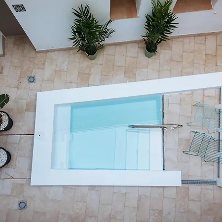 Lola De Triana Apartment