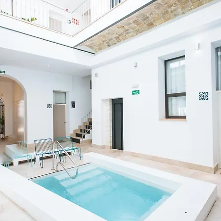 Apartment Lola De Triana *