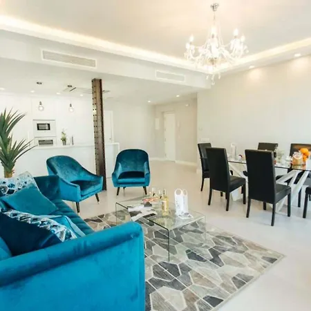 Modern And Luxurious -3 Bdr 2bth- Pastor Y Landero * Seville