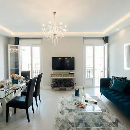 Apartment Modern And Luxurious -3 Bdr 2bth- Pastor Y Landero