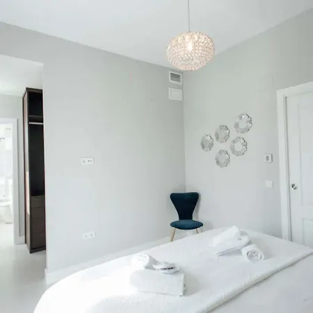 Modern And Luxurious -3 Bdr 2bth- Pastor Y Landero Apartment Seville