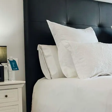Apartment Modern And Luxurious -3 Bdr 2bth- Pastor Y Landero Seville