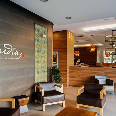 塞维利亚希尔顿花园酒店 酒店