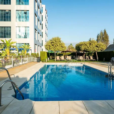 Hilton Garden Sevilla Hotel 4*