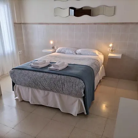 Tipico Y Pintoresco Patio De Vecinos, Con Encanto Apartment *