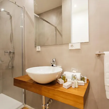 Cozy And Modern- 2bd 1bth - Setas