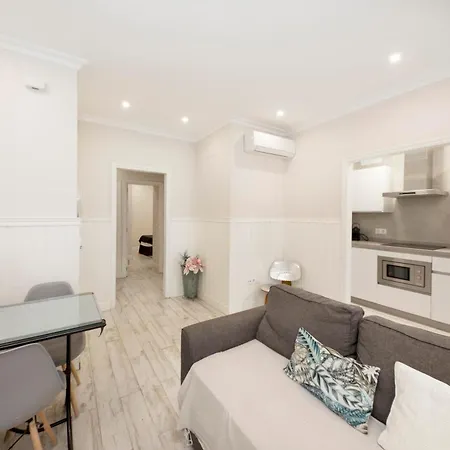 Apartman Recaredo 7 *