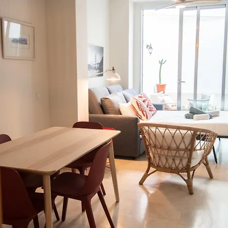 Apartamento Tentudia Charming With Private Roof-top Or Patio In San Bernardo By Ocityzen Sevilla