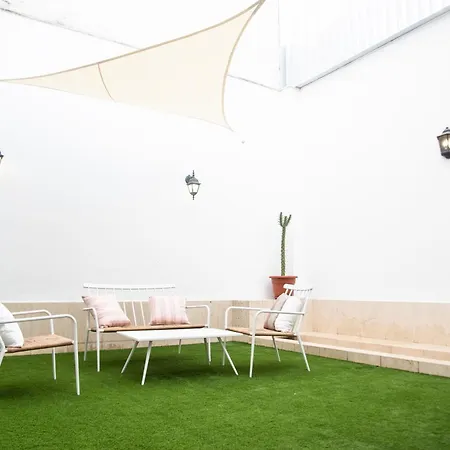 Tentudia Charming With Private Roof-top Or Patio In San Bernardo By Ocityzen Apartamento *