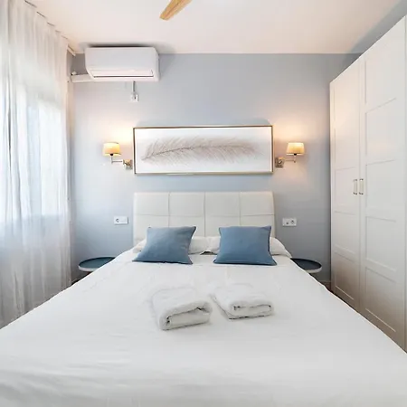 Trendy Penthouse By The Bullring Apartment *