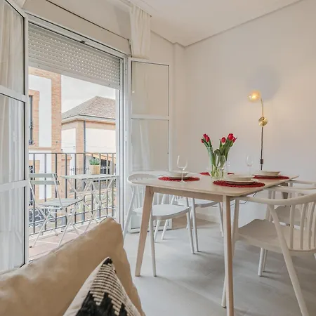 Apartment Isg Becquer Free Parking Inside The Building Seville