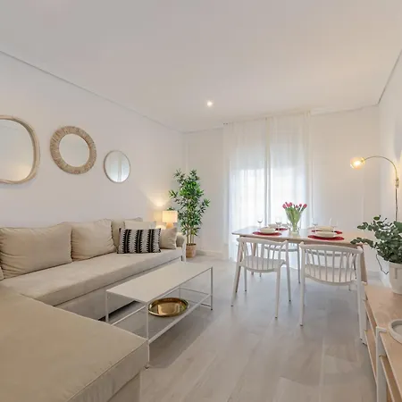 Isg Becquer Free Parking Inside The Building Apartment *