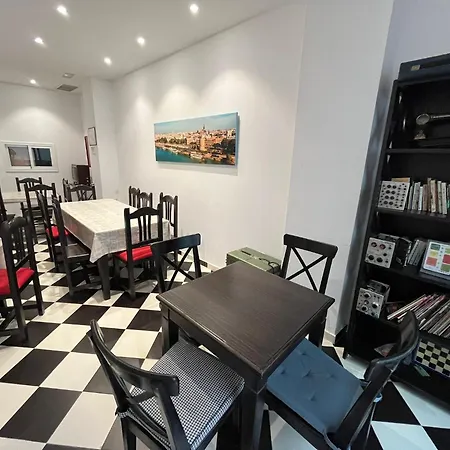 A2c (adults Only) Hostel