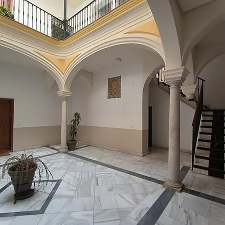 Triana 2 Apartment