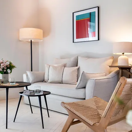Appartamento Casa Pilatos Luxury Apartments