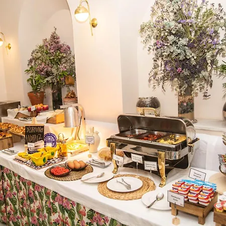 Hotel Boutique Elvira Plaza 3*