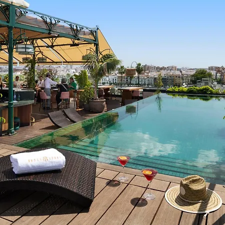 Lobby Hotel 5*