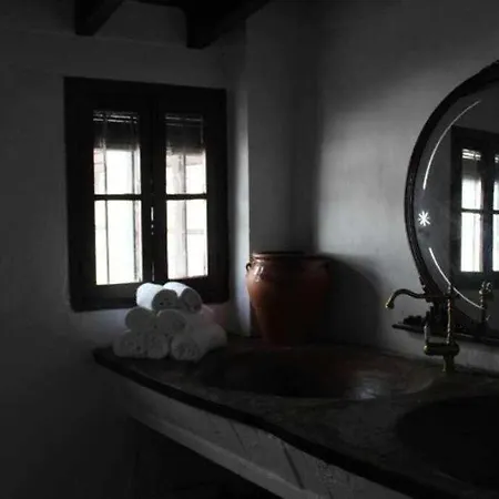 Holiday home Casa Palacio Del Siglo Xviii En Centro Seville