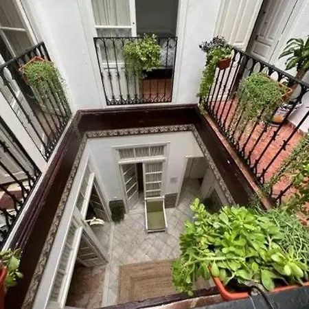 Holiday home Casa Palacio Del Siglo Xviii En Centro Seville