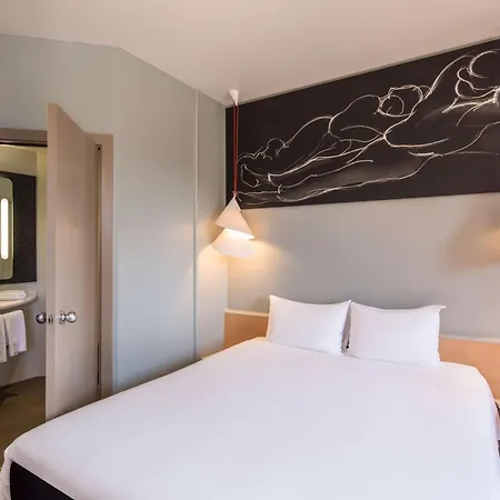 Ibis * Sevilla