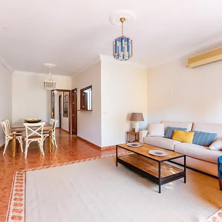 Apartment Aoa Gardens Family House *