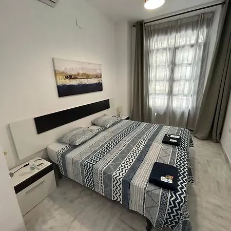 Πανσιόν The Spot Σεβίλλη