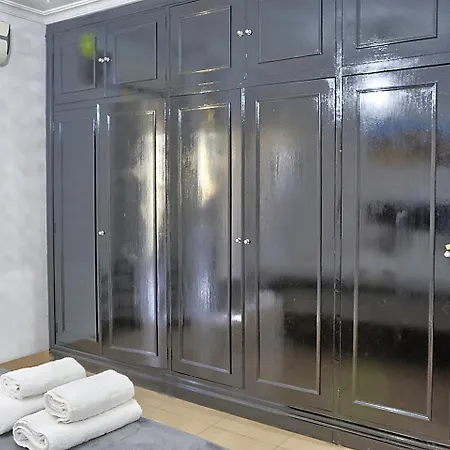 Apartment Muralla Seville