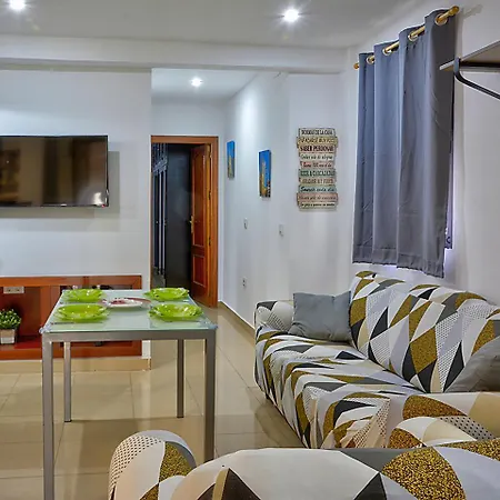 Muralla Apartment Seville