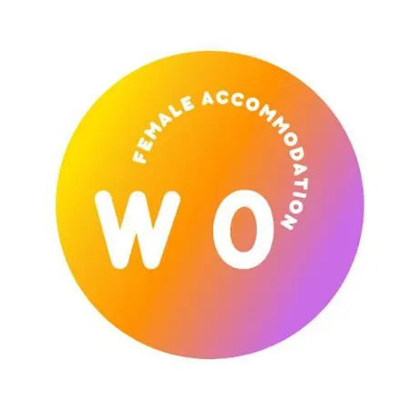 Women Only - Solo Mujeres *