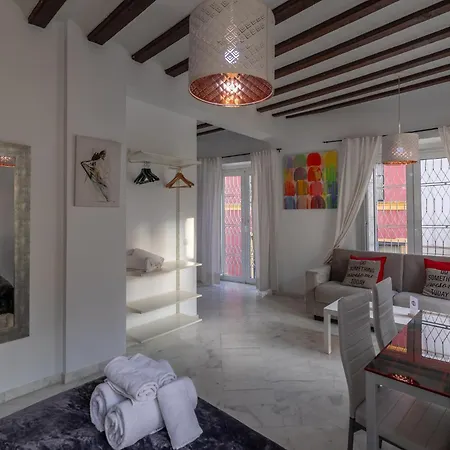 Reservaloen Casa Del Museo Apartment