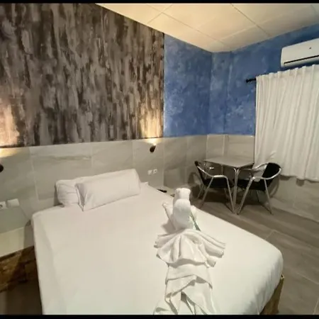 Avenida Andalucia - Solo Adultos Maison d'hôtes