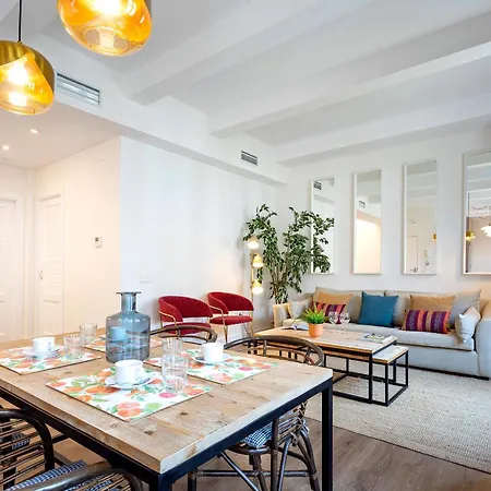 Apartment Genteel Almirante Lobo