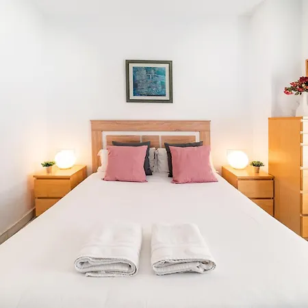 Alohamundi Almansa Apartment