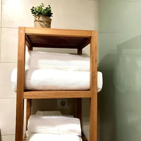 Apartamento En Patio Sevillano Alameda-isla Magica Sevilla